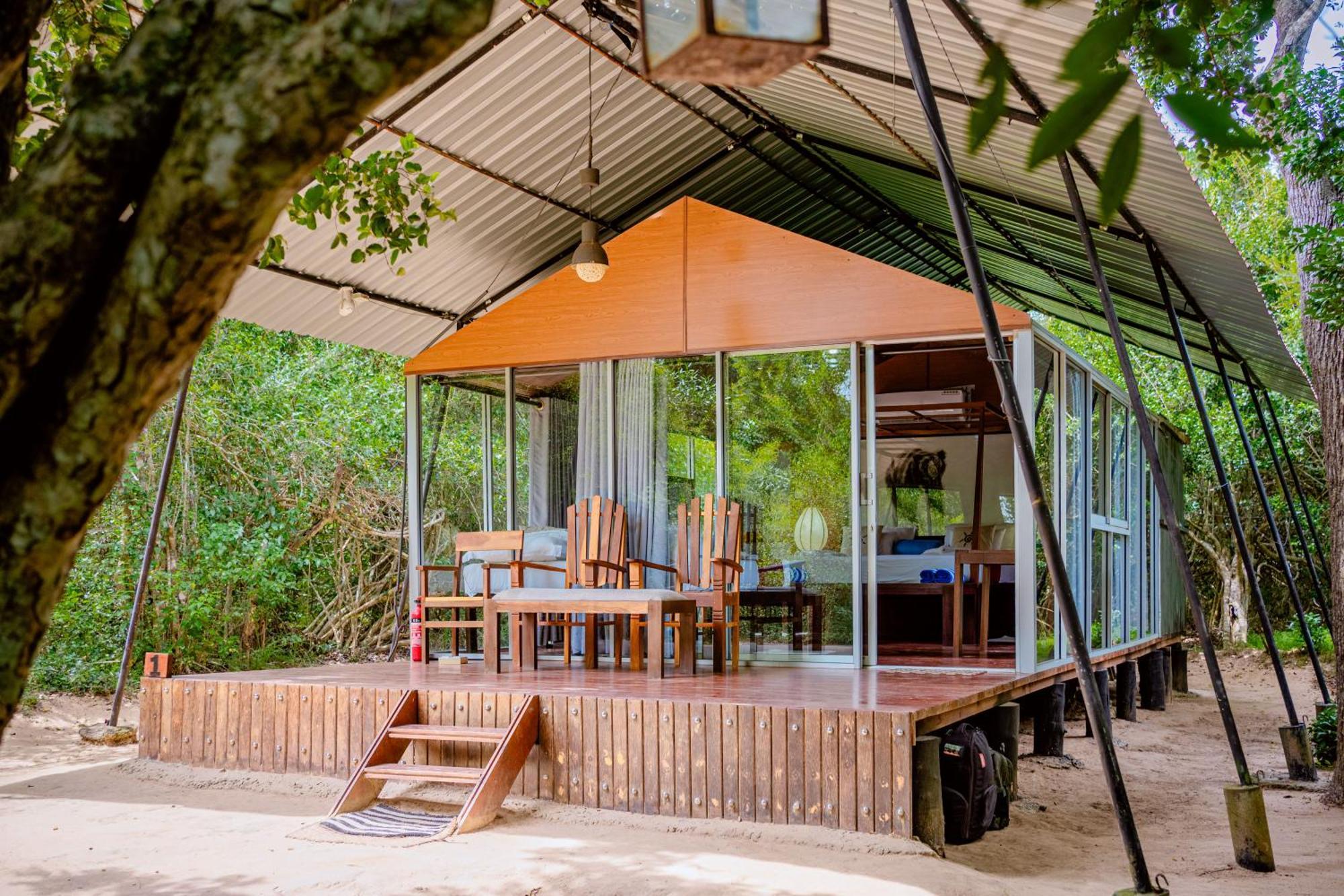Lowin Parque nacional Yala Exterior foto